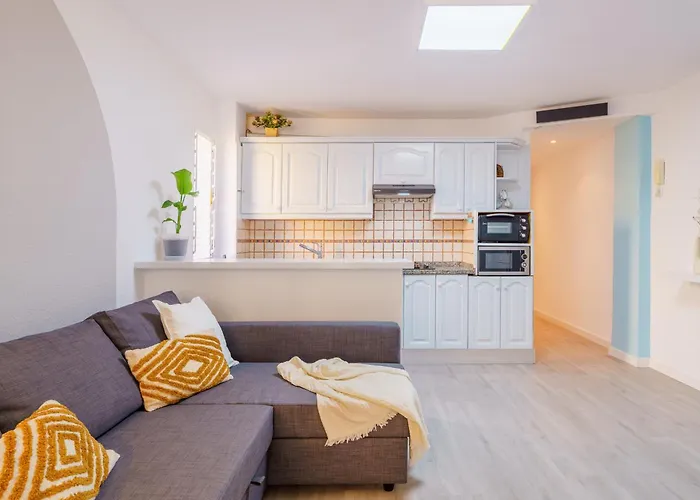 Appartamento 2br - Seaviews & Nature Pools *