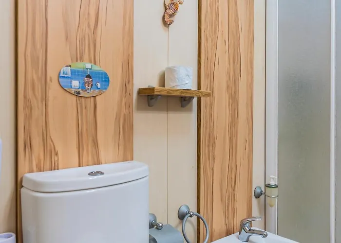 2br - Seaviews & Nature Pools