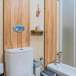 2br - Seaviews & Nature Pools