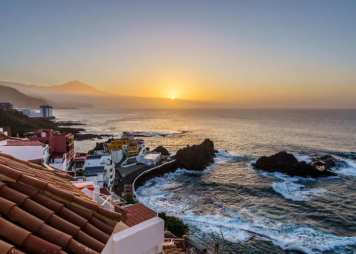 2br - Seaviews & Nature Pools Apartment